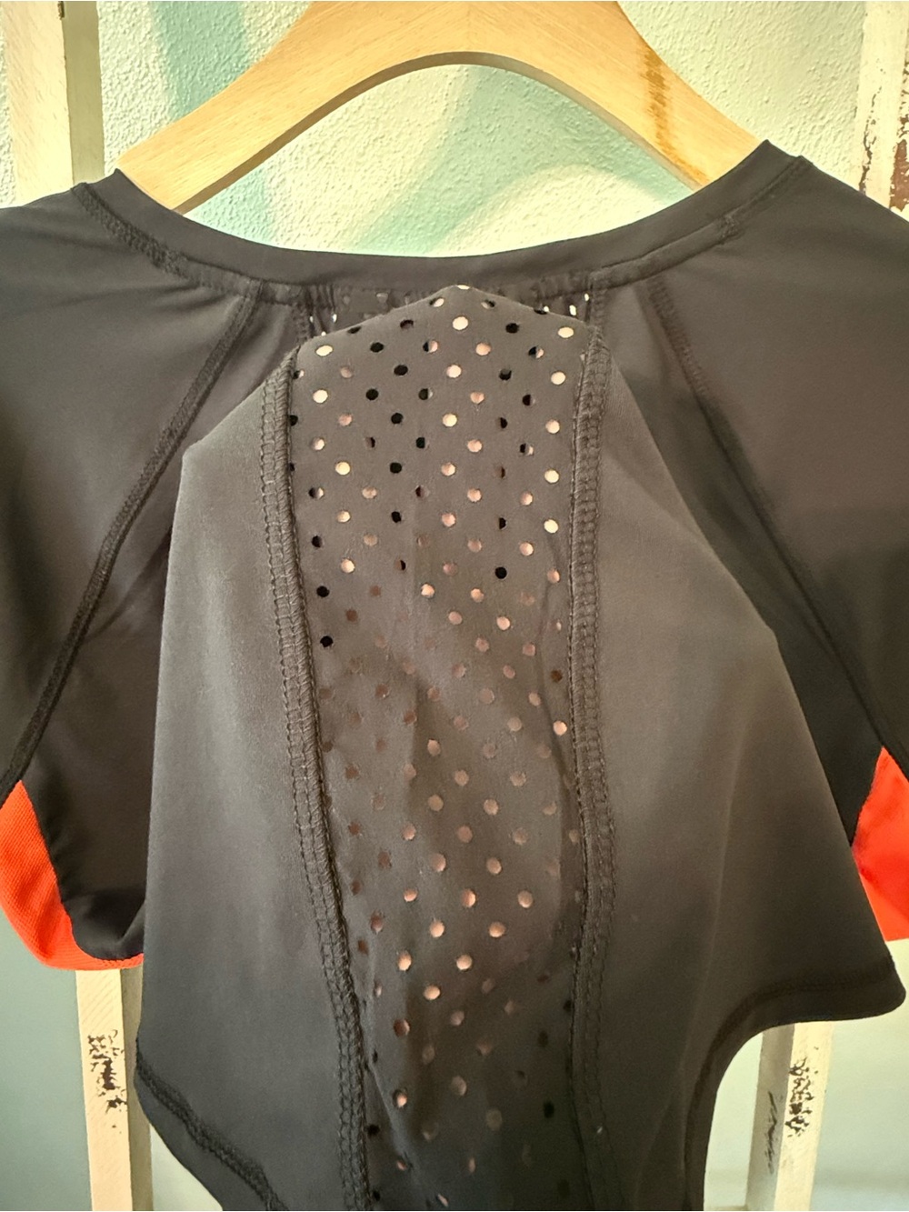 Harley-Davidson Women's Performance Mesh Back Henley Orange Black Size M - Picture 5 of 8